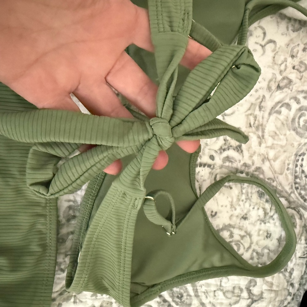 Green Bikini Set - Picture 3 of 7